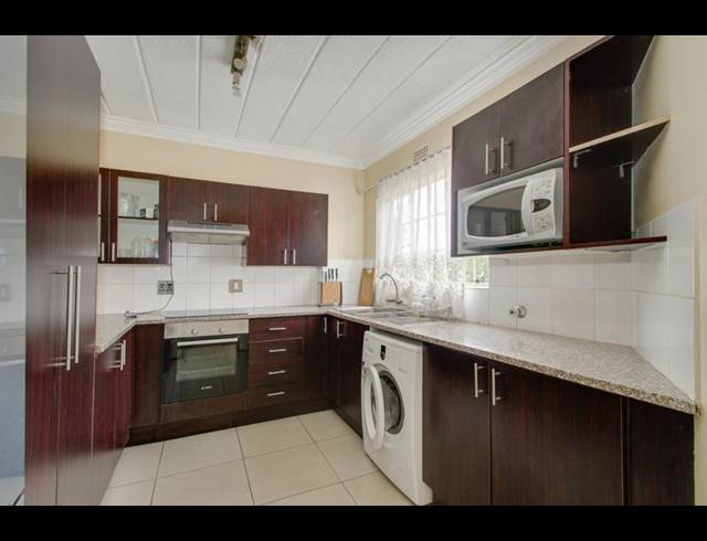 3 BEDROOM APARTMENT FOR SALE IN MORNINGSIDE